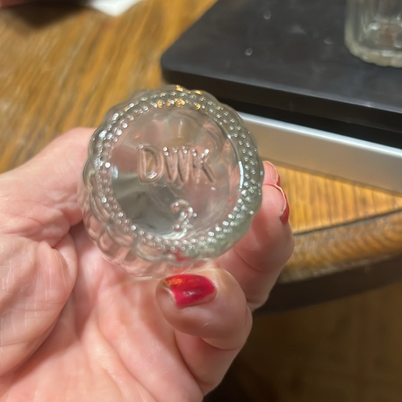 Vintage - Picture 2 of 2